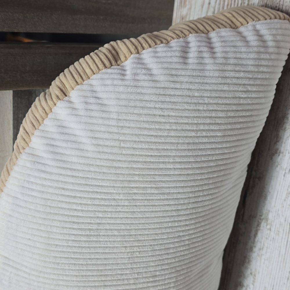 Room Essentials Half‑Moon Toss Pillow – 17" x 9" x 2" | White - Picture 2 of 5